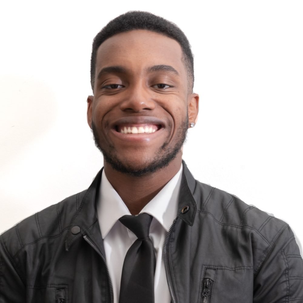 Moses Dauphin Headshot 2022